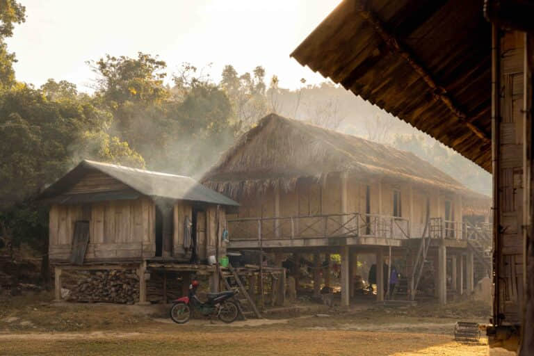 Làng du lịch cộng đồng Chênh Vênh